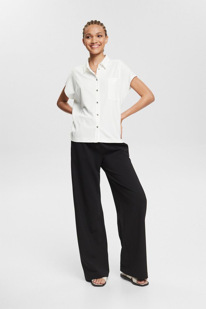 Wide-leg trousers with an elasticated waistband