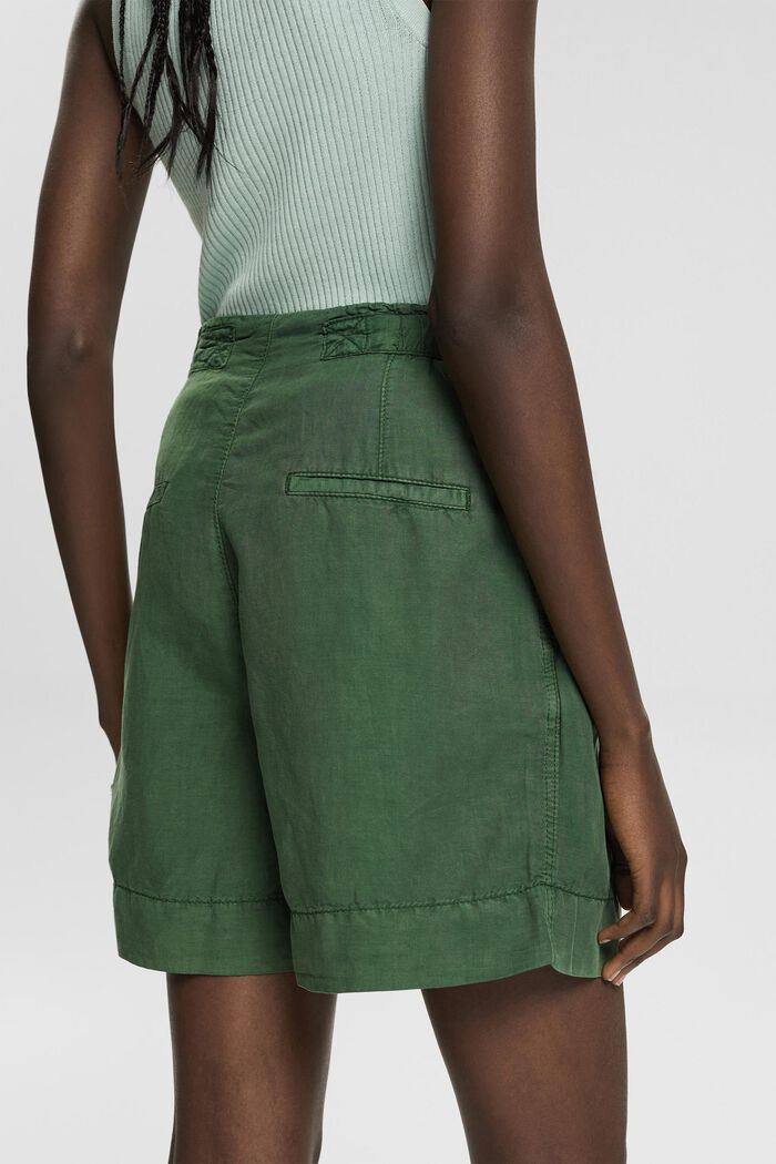 Linen blend: shorts with a button placket, DARK GREEN, detail image number 6