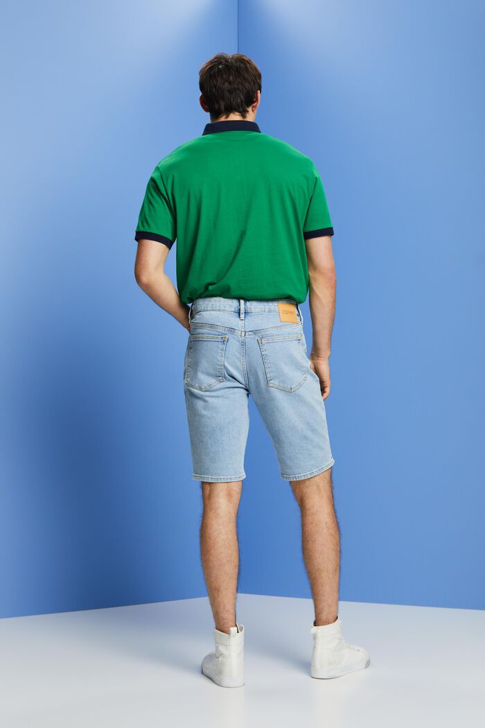 Relaxed slim fit denim shorts, BLUE LIGHT WASHED, detail image number 3