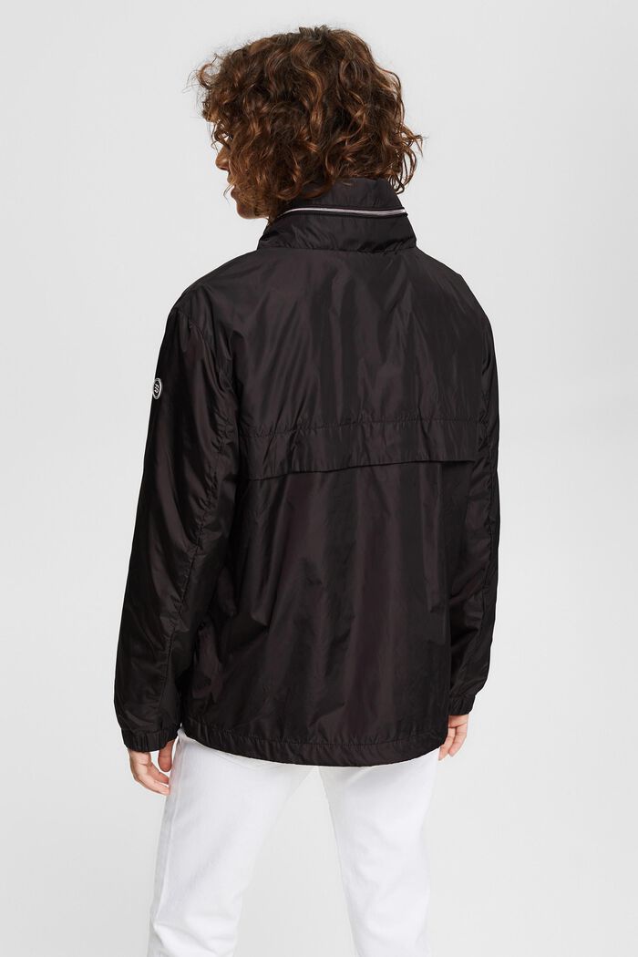 Made of recycled material: jacket with a stowaway hood, BLACK, detail image number 3