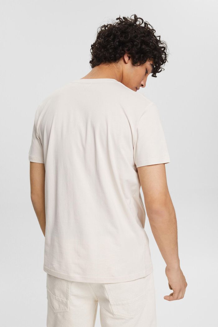 T-shirt with a patterned pocket, LIGHT BEIGE, detail image number 3