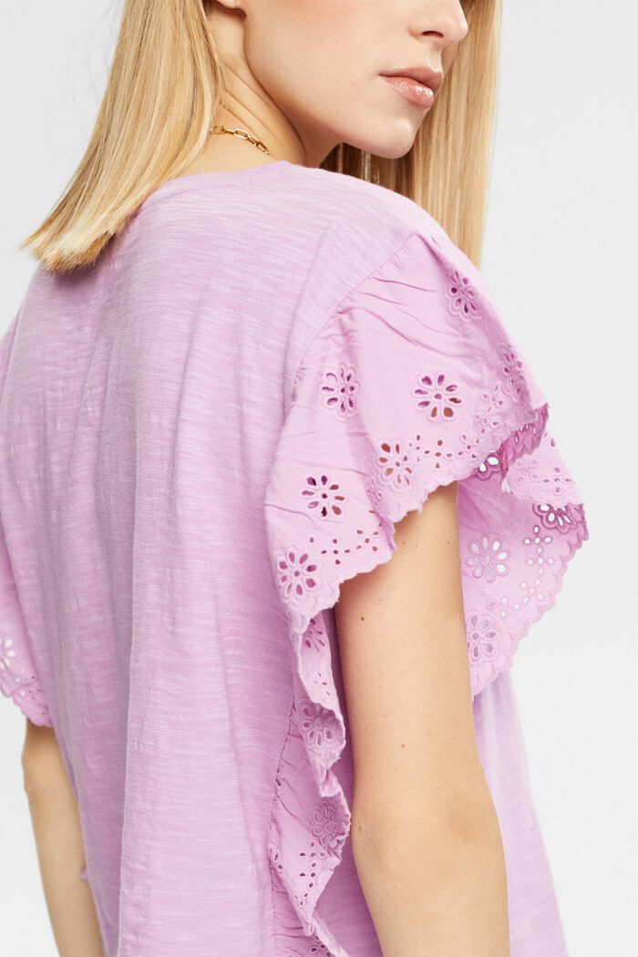 T-shirt with flounces and broderie anglaise, LILAC, detail image number 4