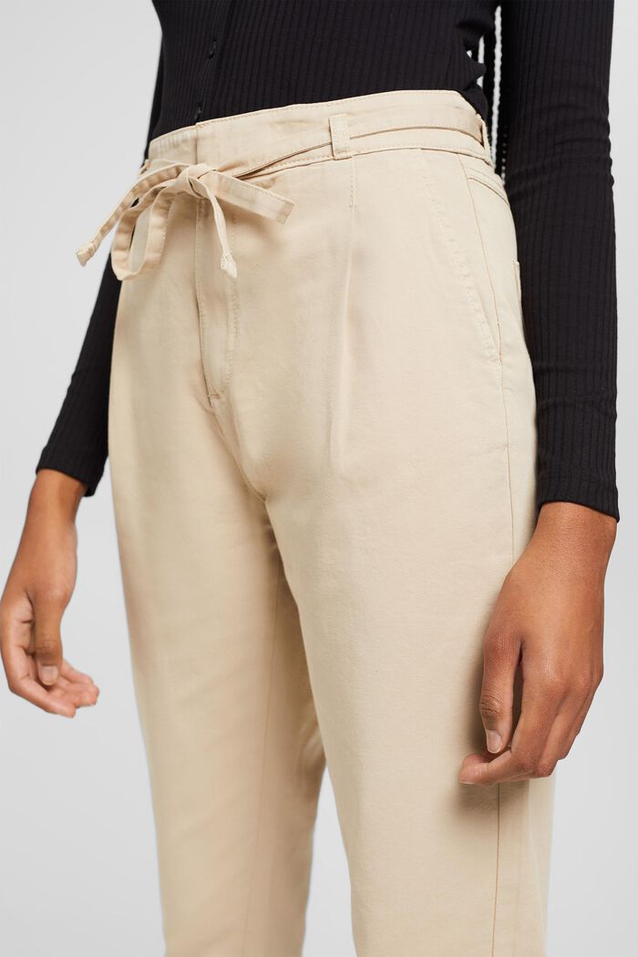 Waist pleat trousers with a belt, pima cotton, BEIGE, detail image number 2
