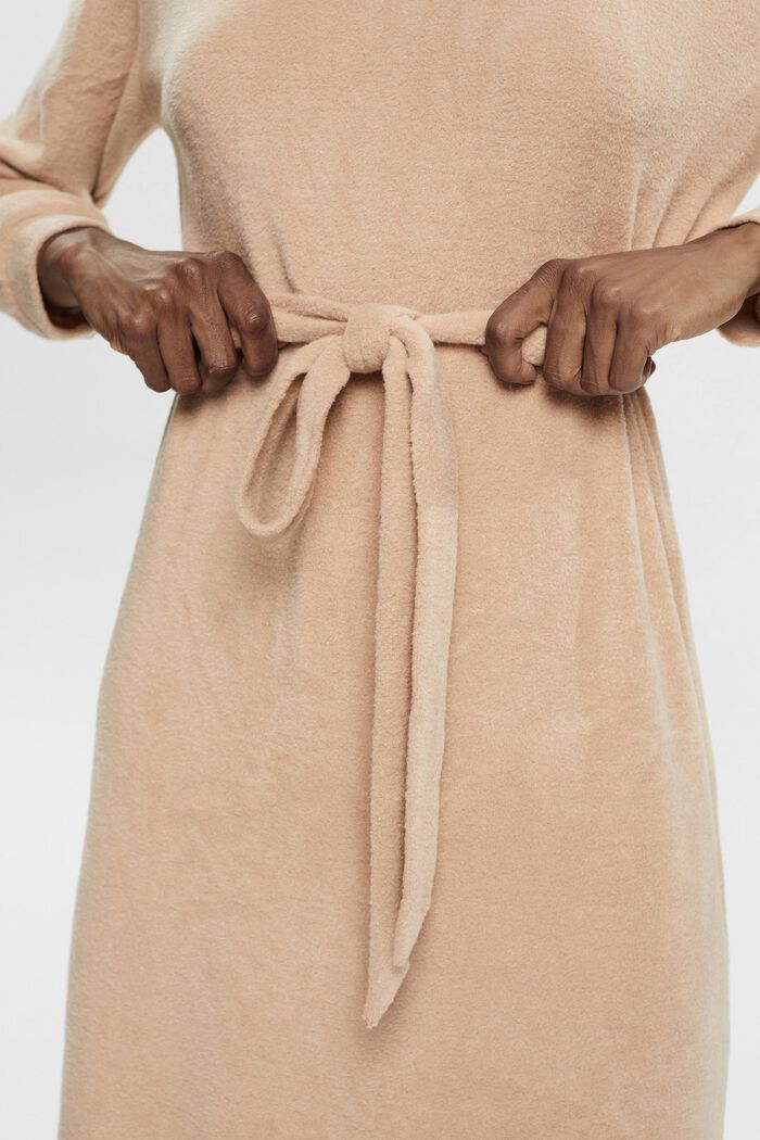 Roll neck dress with tie belt, LIGHT TAUPE, detail image number 2