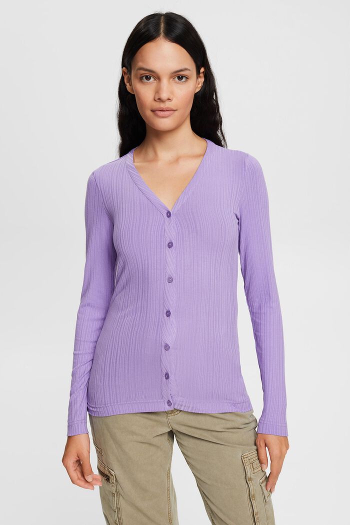 Buttoned v-neck long sleeve top