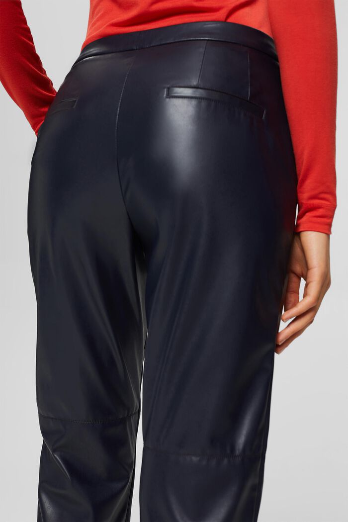 Cropped trousers in faux leather, NAVY, detail image number 5