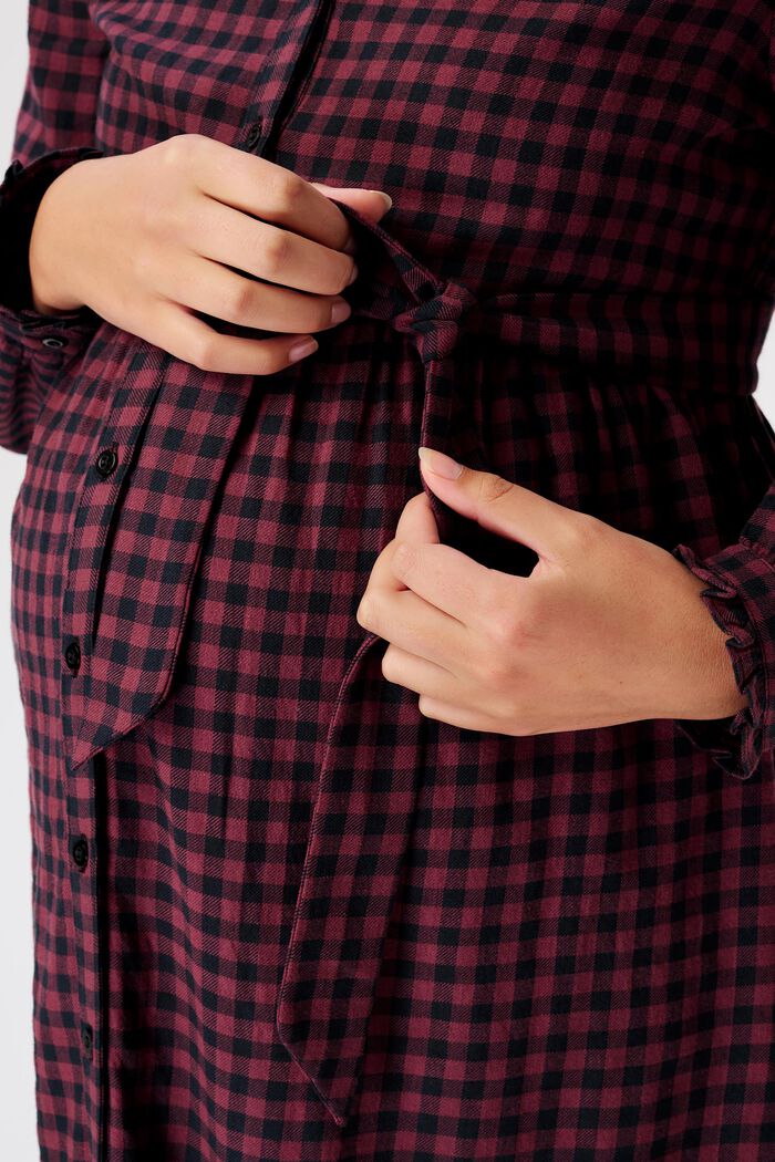 MATERNITY Checked Flannel Nursing Dress, PLUM RED, detail image number 2