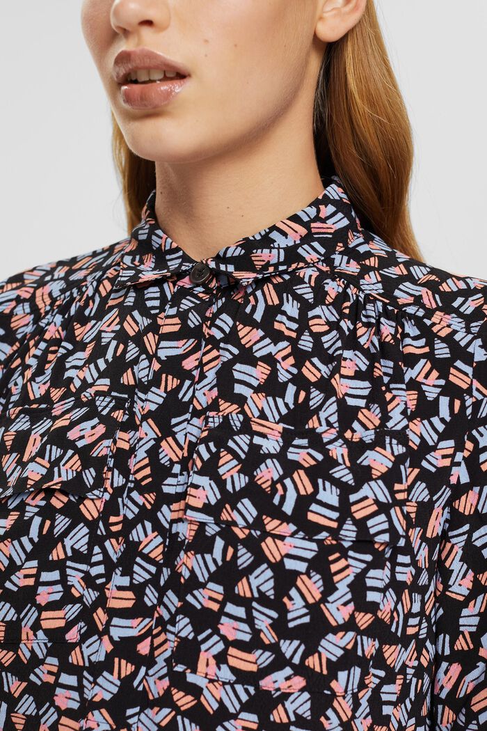 Crêpe blouse with all-over pattern, BLACK, detail image number 2
