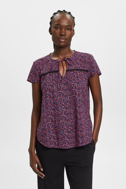 Short-sleeved cotton blouse with all-over pattern