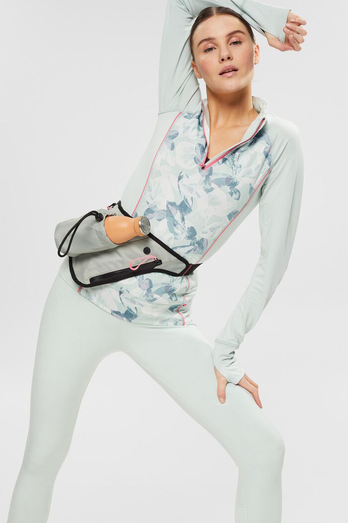 Patterned active long sleeve top with E-DRY