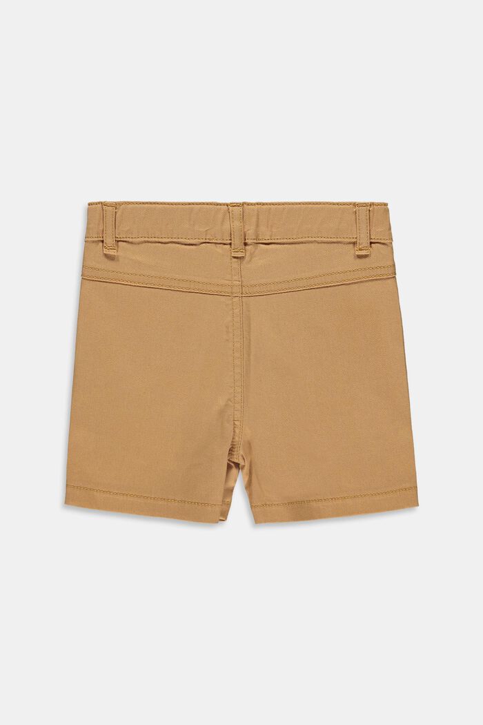 Basic shorts with an adjustable waistband