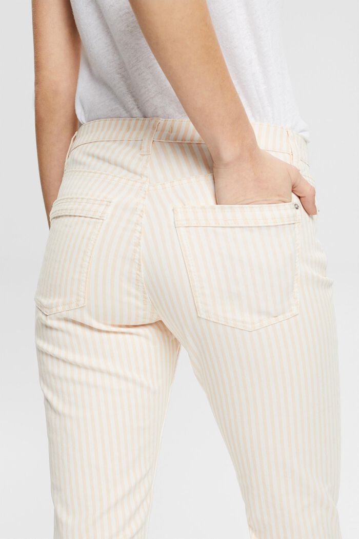 Striped trousers in a capri length, OFF WHITE, detail image number 2