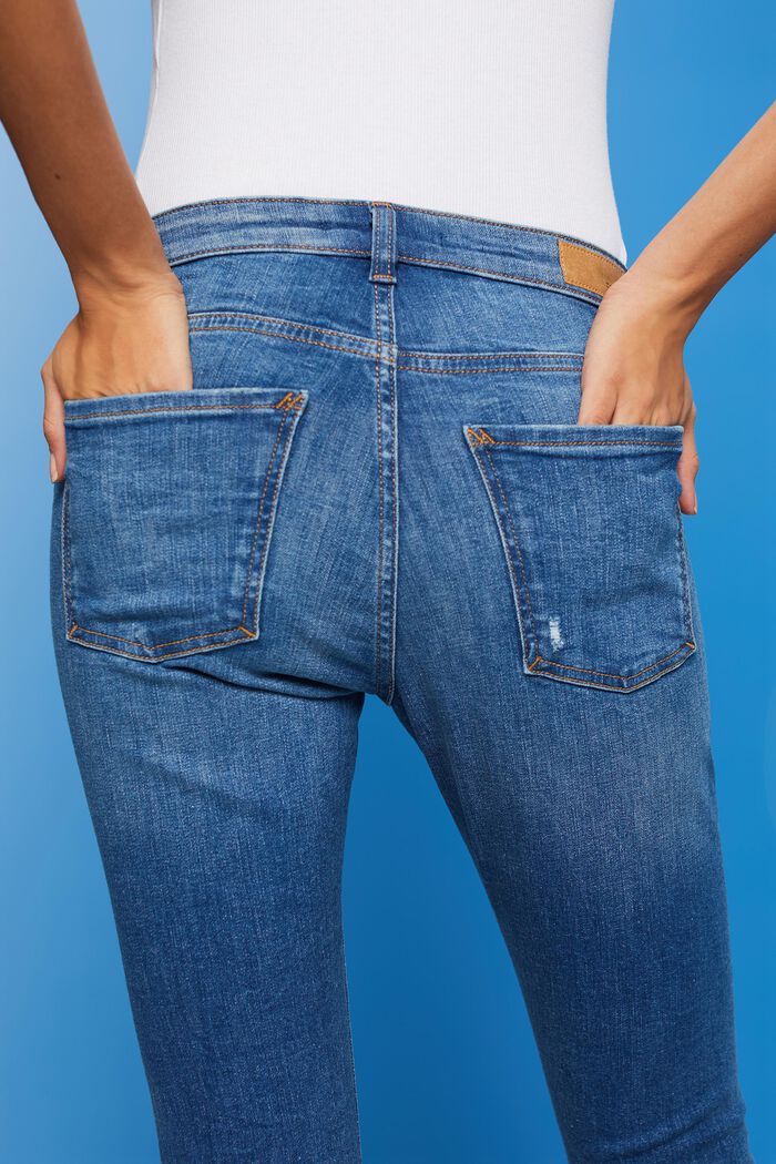 Cropped skinny jeans in a used look, BLUE MEDIUM WASHED, detail image number 2