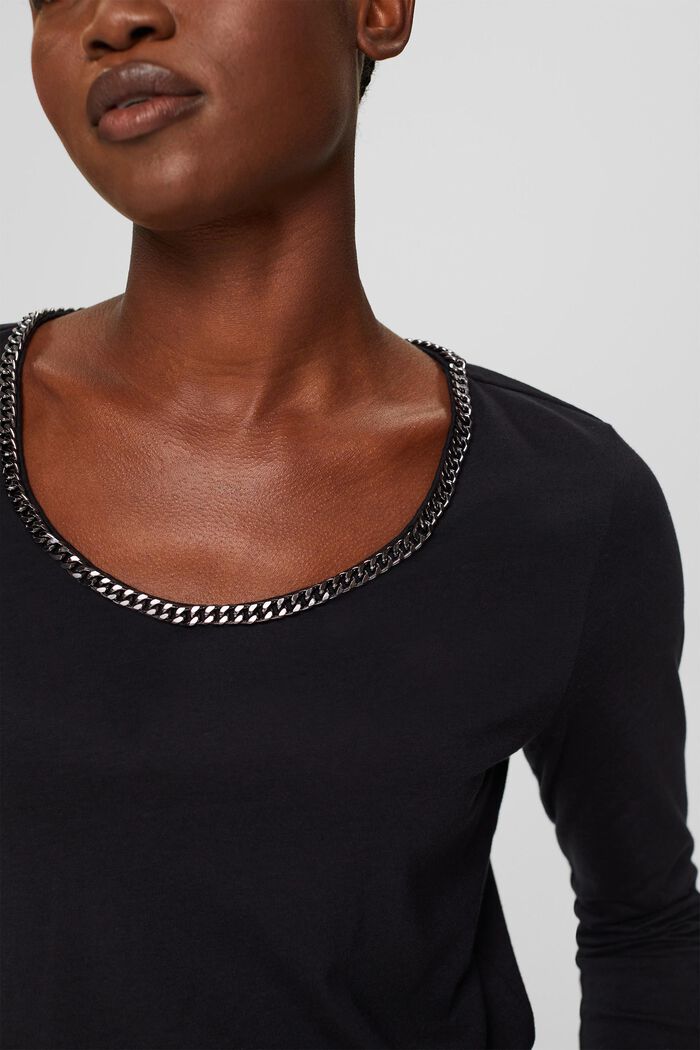 With TENCEL™: long sleeve top with a decorative chain, BLACK, detail image number 2