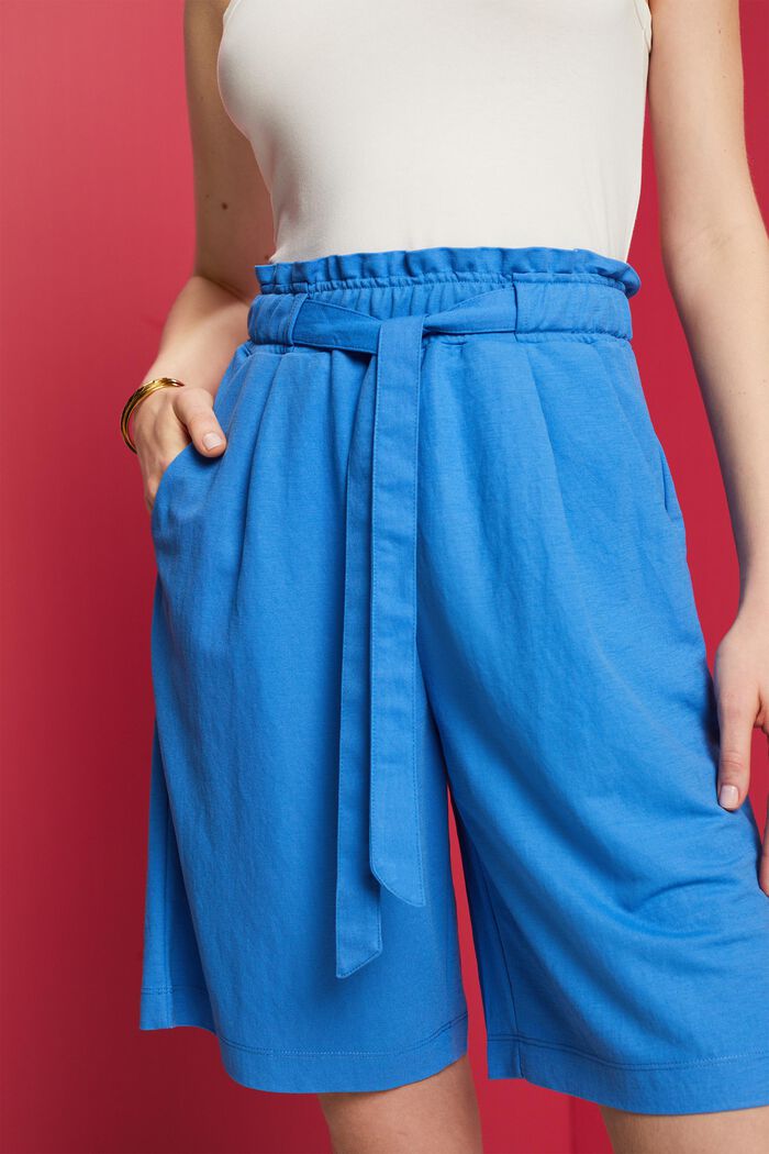 Pull-on Bermuda shorts with tie belt, BRIGHT BLUE, detail image number 2