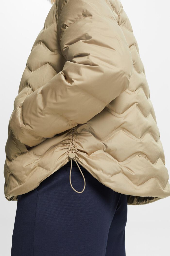Recycled: quilted puffer jacket, KHAKI BEIGE, detail image number 4