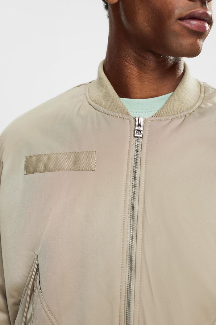 Made of recycled material: bomber jacket with large pockets, PALE KHAKI, detail image number 2