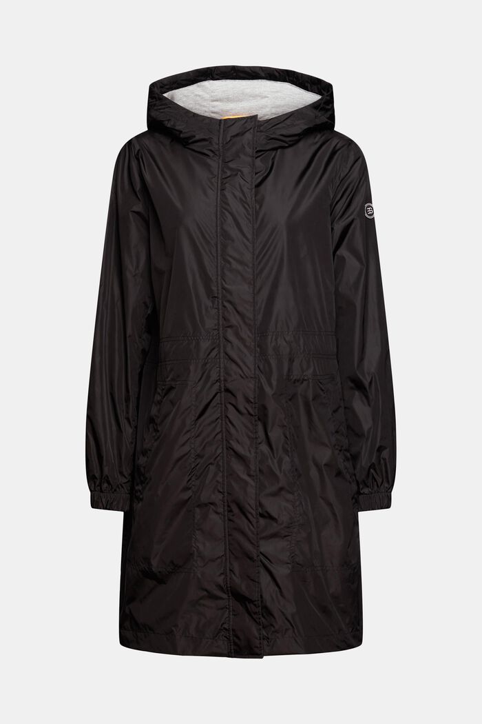 Made of recycled material: hooded rain parka