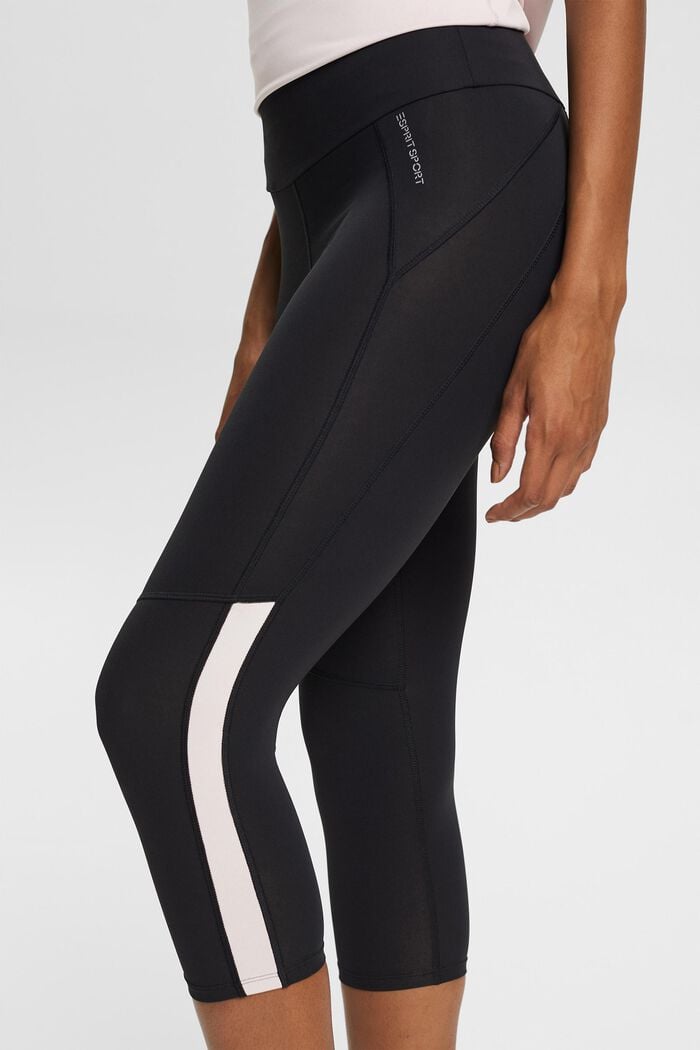 Recycled: capri leggings with an E-DRY finish, BLACK, detail image number 2