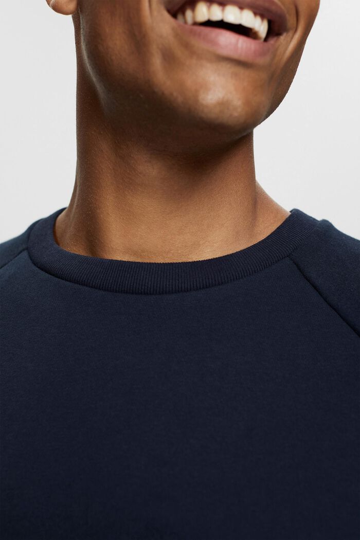 Sweatshirt with a zip pocket, NAVY, detail image number 0