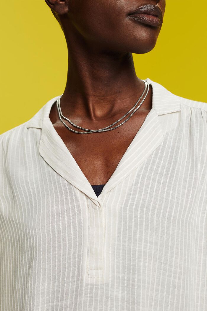 Loose fit blouse, LENZING™ ECOVERO™, PASTEL GREY, detail image number 2