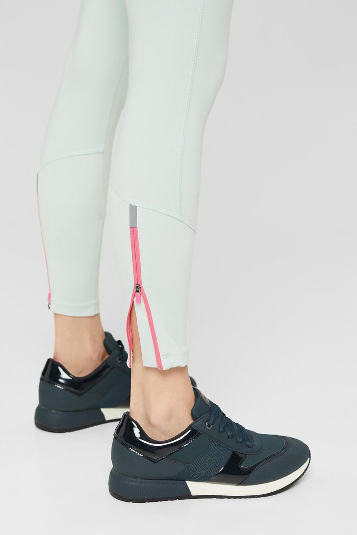 Made of recycled material: stretch leggings with E-DRY technology, PASTEL GREEN, detail image number 5