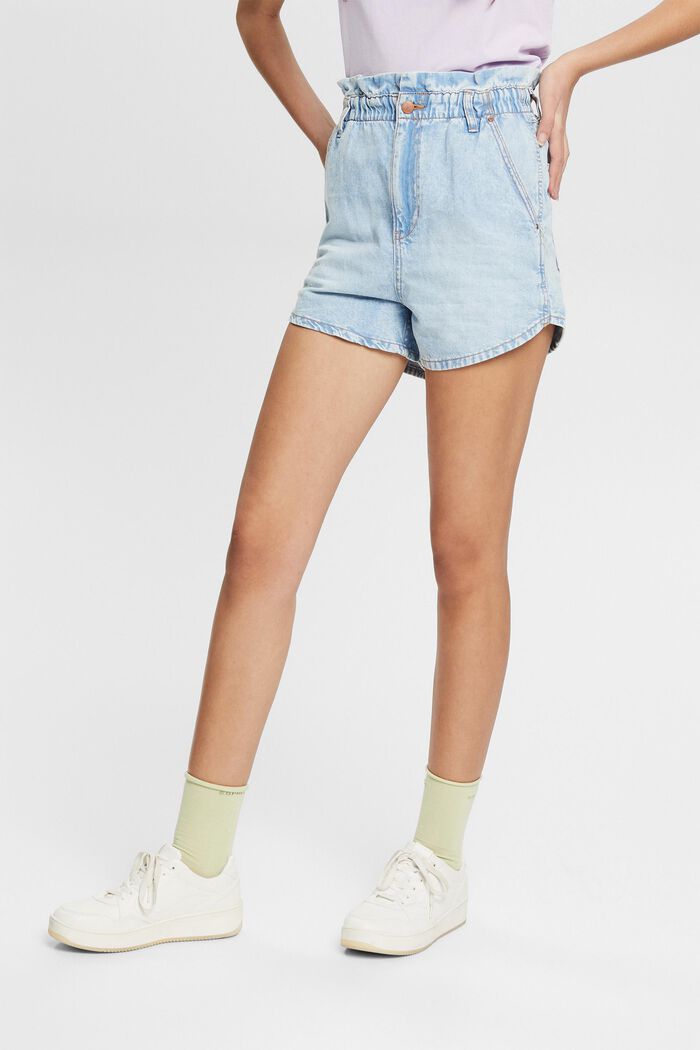 Containing hemp: denim shorts with a paperbag waistband, BLUE LIGHT WASHED, detail image number 0