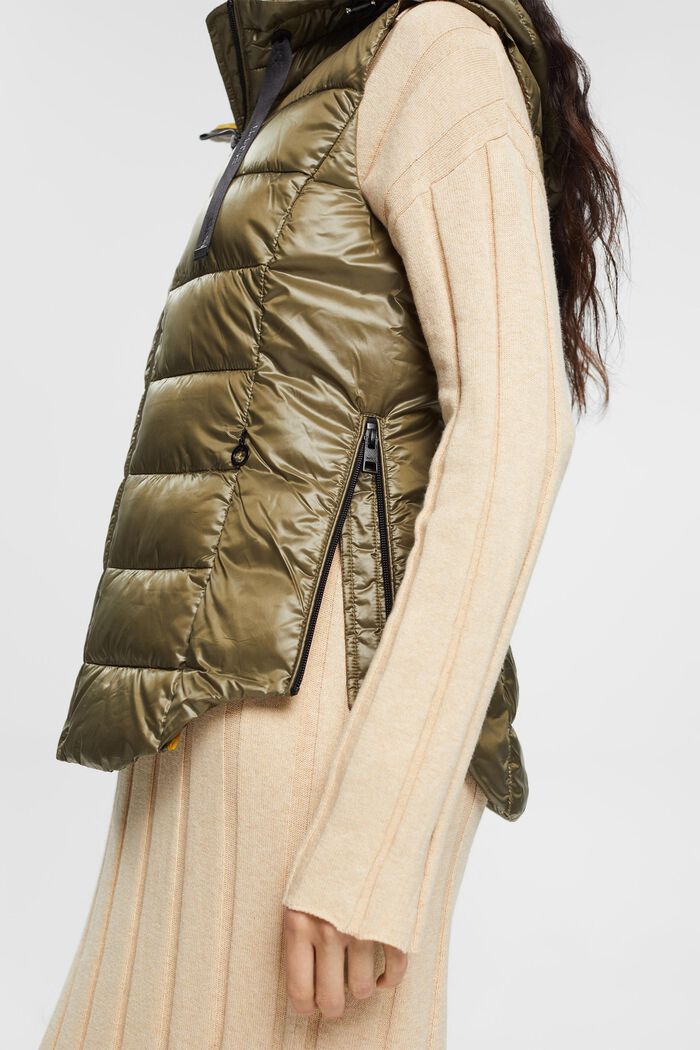 Quilted body warmer with detachable hood, DARK KHAKI, detail image number 4