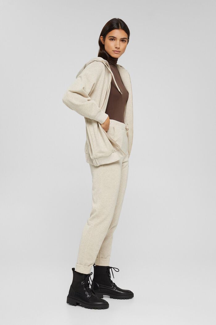 Tracksuit bottoms with glitter, LIGHT TAUPE, overview