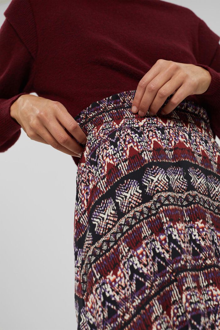 Midi skirt with a print and elasticated waistband, GARNET RED, detail image number 2