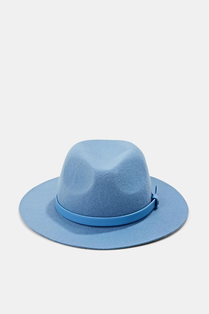 Made of wool: hat with a faux leather band, LIGHT BLUE, overview