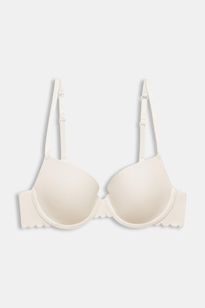 Padded underwire bra with scalloped edges