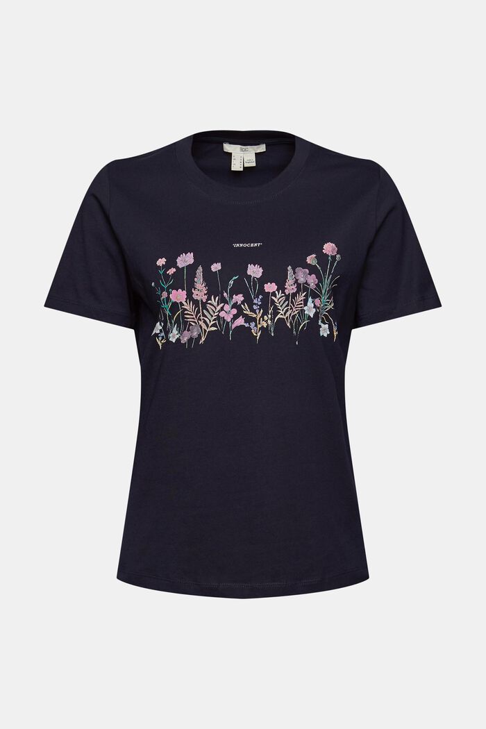 T-shirt with a floral print