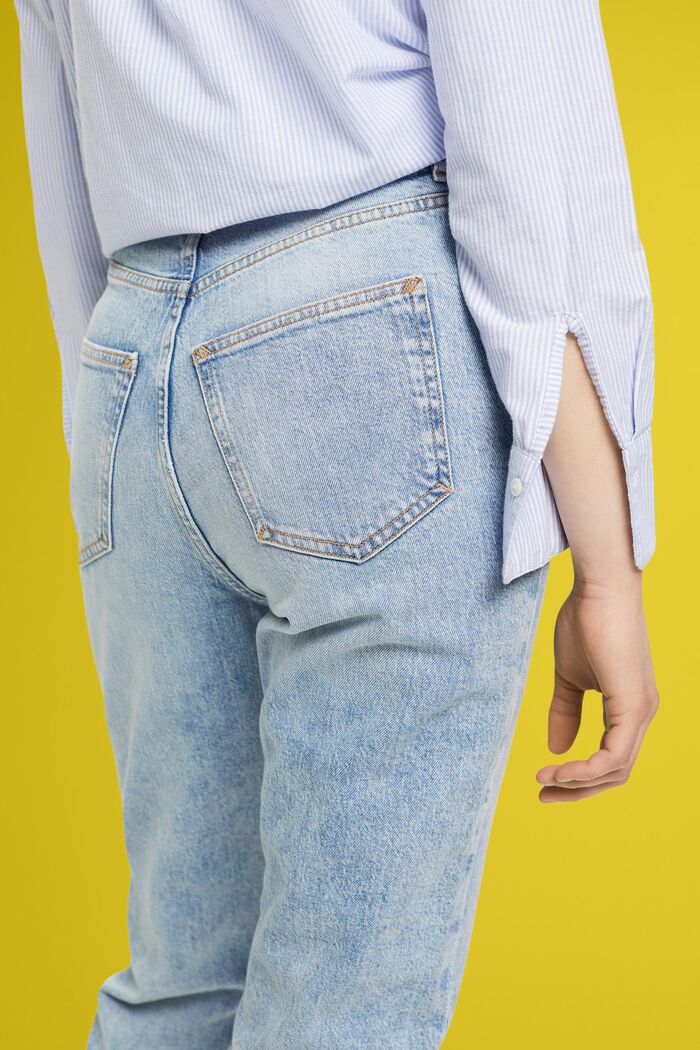 High-rise 90s fit frayed hem jeans, BLUE MEDIUM WASHED, detail image number 2