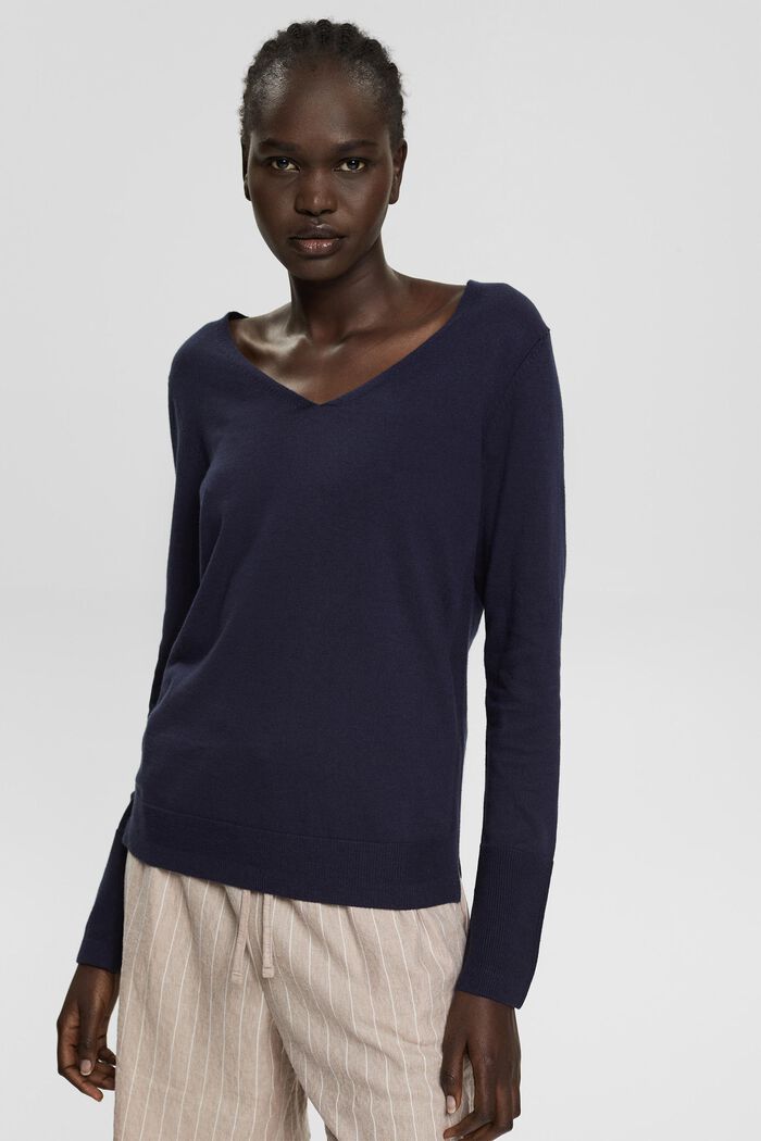 V-neck jumper containing organic cotton, NAVY, detail image number 0