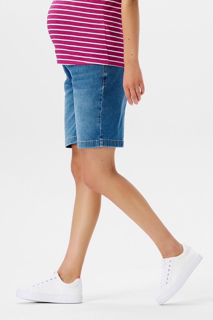 Bermuda shorts with over-the-bump waistband, MEDIUM WASHED, detail image number 2