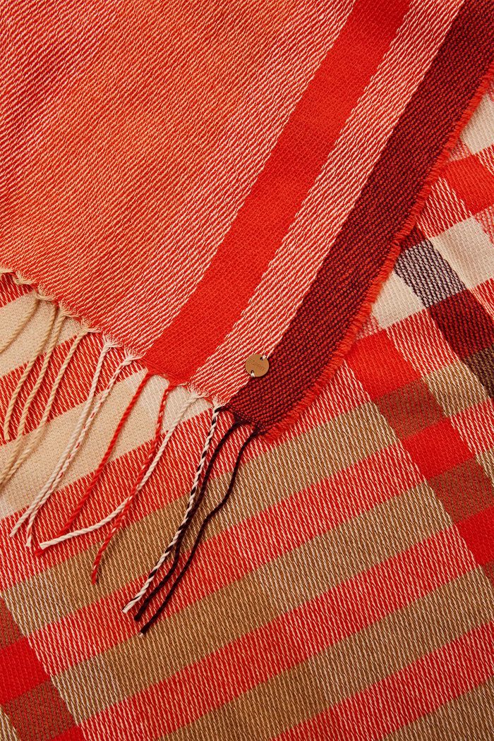 Recycled: checked scarf with fringes, CARAMEL, detail image number 1