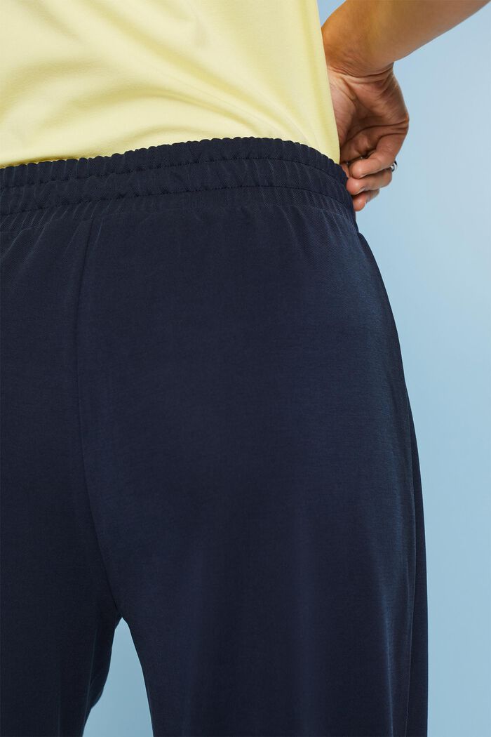 Permanent Crease Wide Leg Pull-On Pants, NAVY, detail image number 3