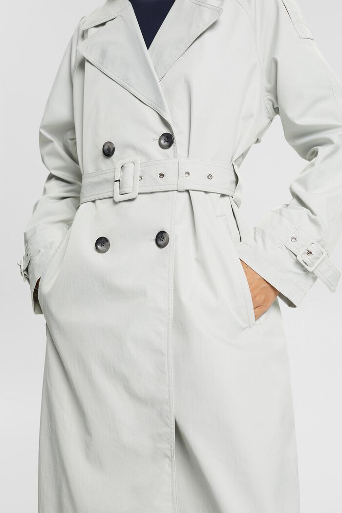 Made of recycled material: long trench coat with a belt, PASTEL GREY, detail image number 2