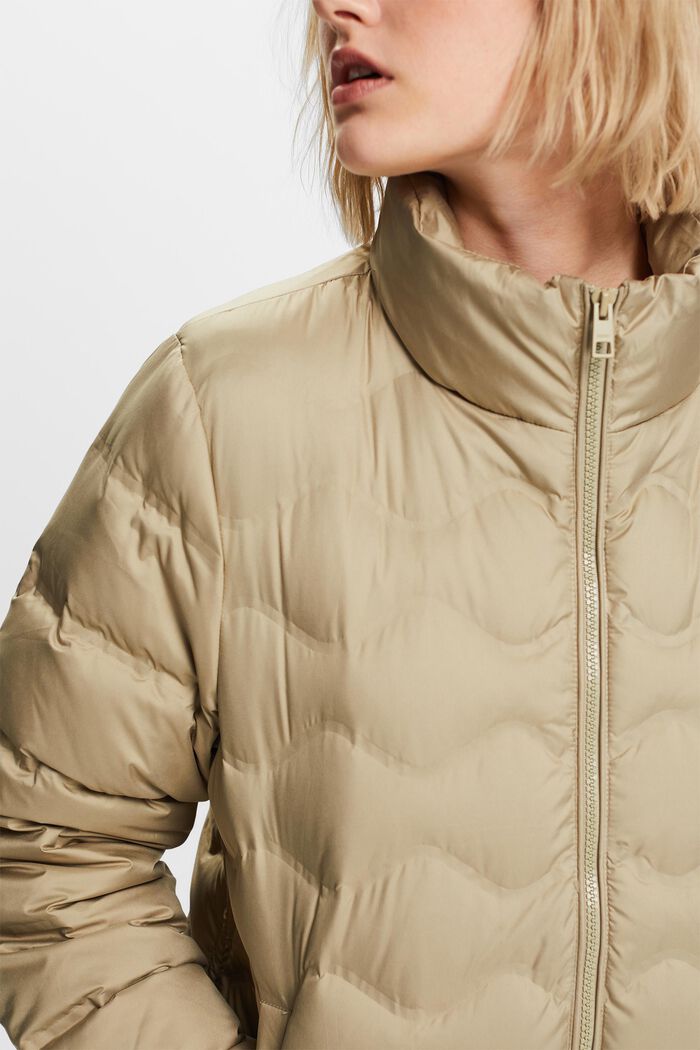 Recycled: quilted puffer jacket, KHAKI BEIGE, detail image number 2
