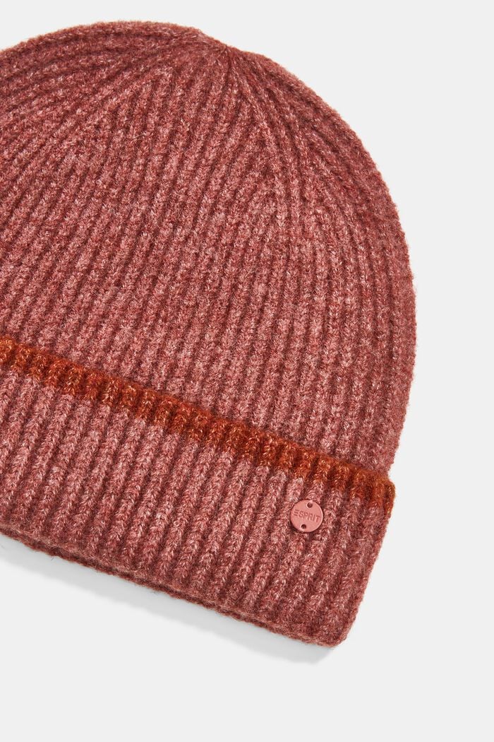 Made of recycled material: knitted hat with contrast stripes, TERRACOTTA, detail image number 1