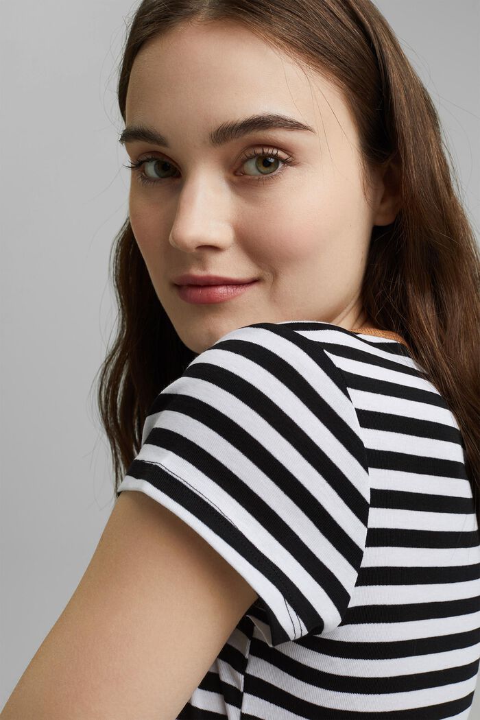 T-shirt with a striped pattern, organic cotton