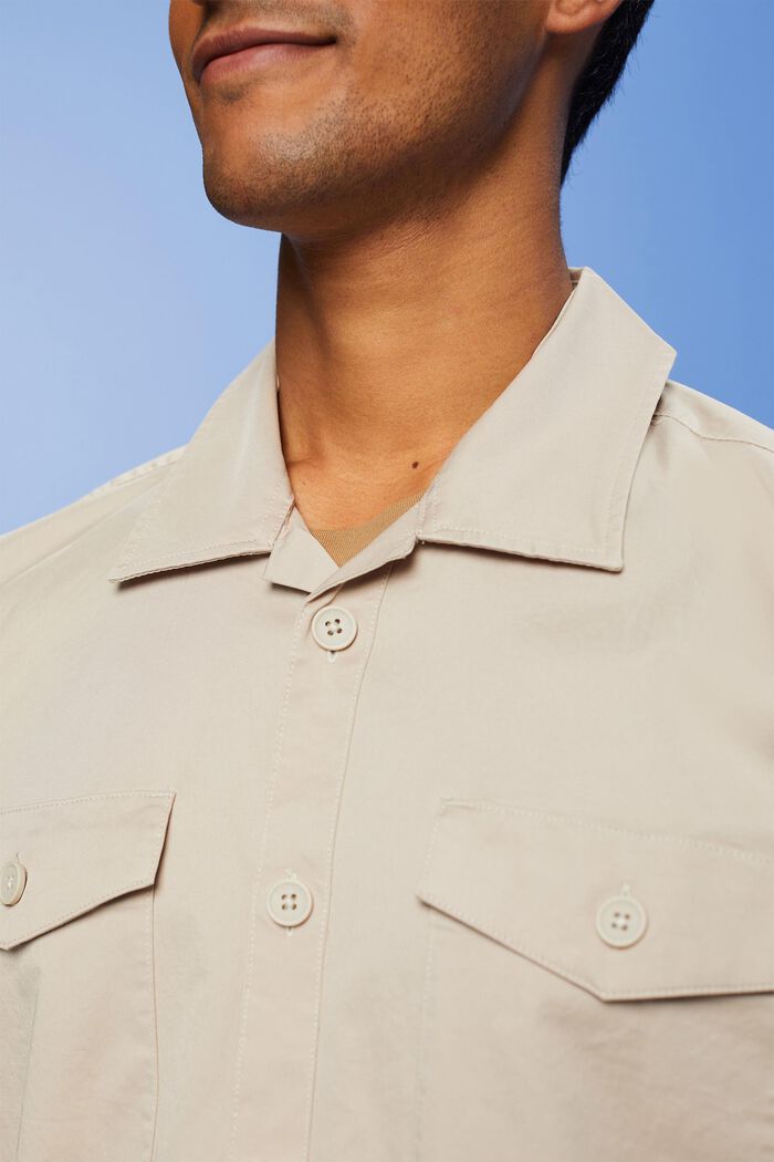 Cotton shirt with two chest pockets, LIGHT TAUPE, detail image number 2