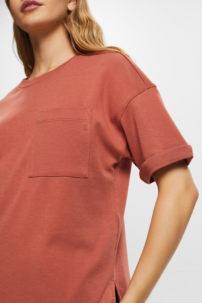 Oversized t-shirt with a patch pocket, TERRACOTTA, detail image number 2