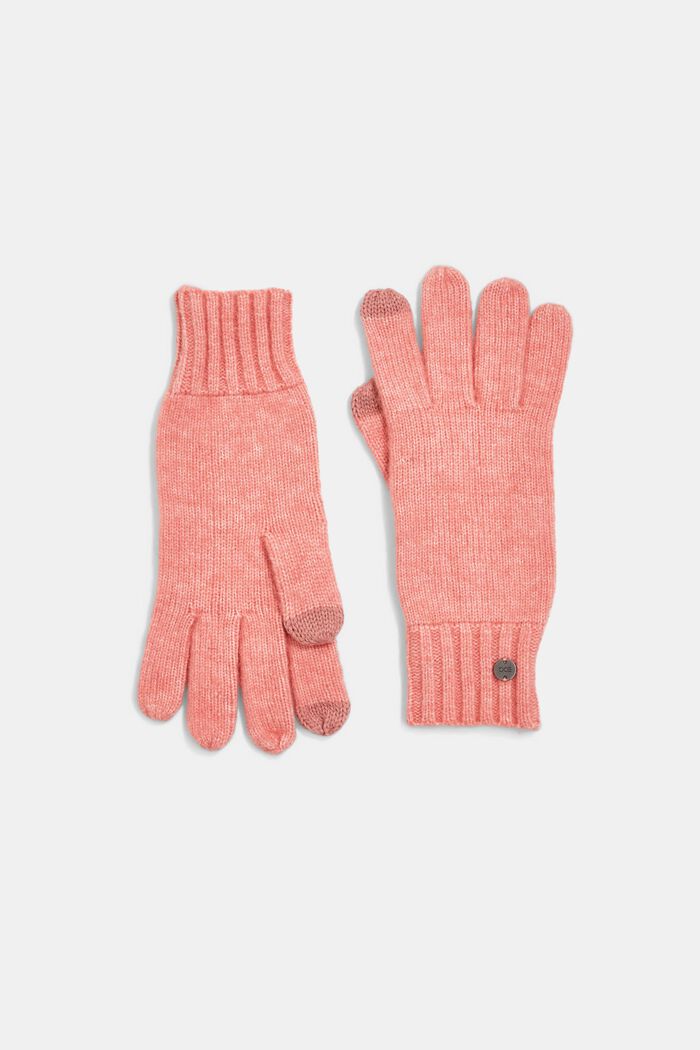 Knitted gloves