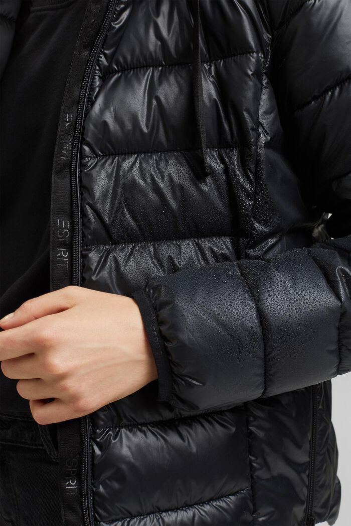 Quilted jacket with a detachable hood, made of recycled material, BLACK, detail image number 2