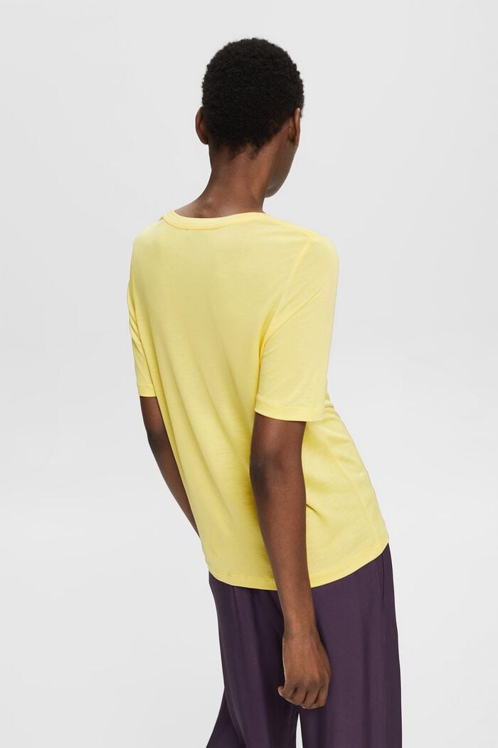 Made of TENCEL™: T-shirt with a tiny print, SUNFLOWER YELLOW, detail image number 3