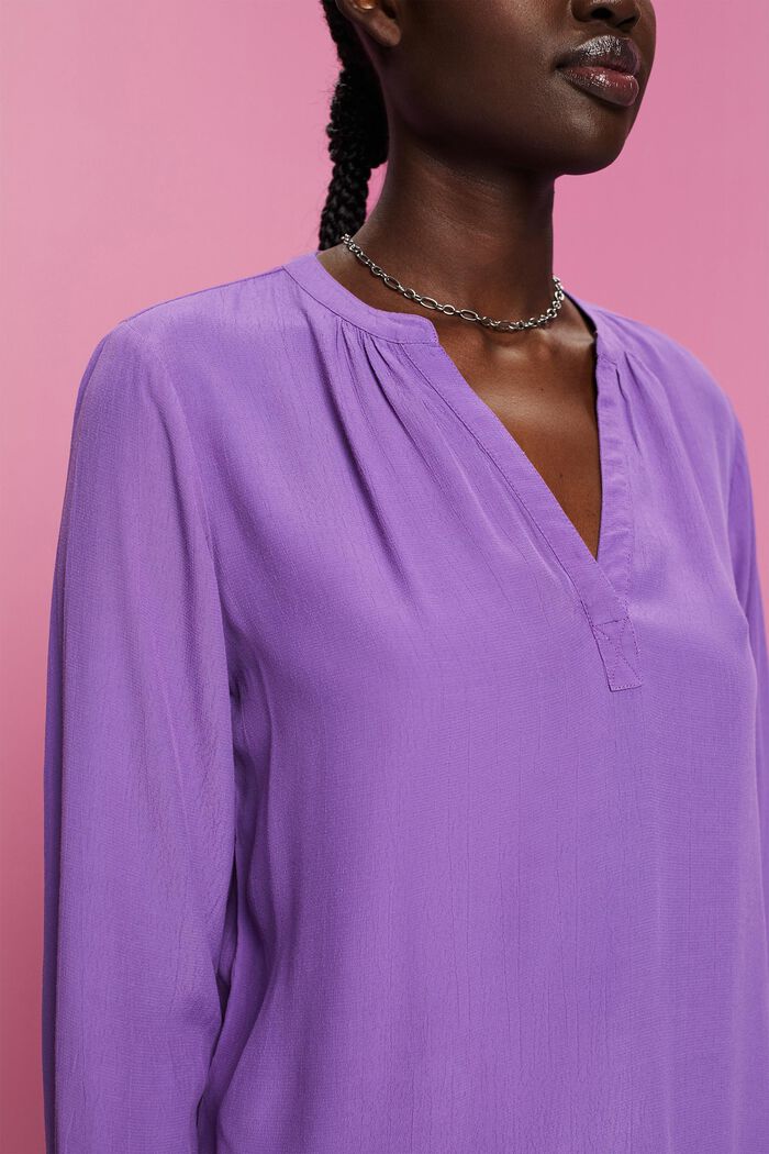 Split neck crepe blouse, PURPLE, detail image number 2