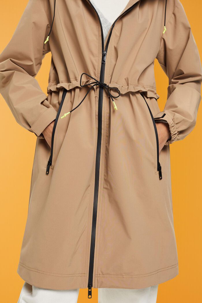 Rain coat with drawstring hood, CAMEL, detail image number 2