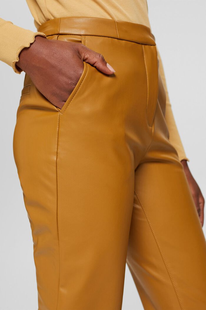 Cropped trousers in faux leather, CAMEL, detail image number 2